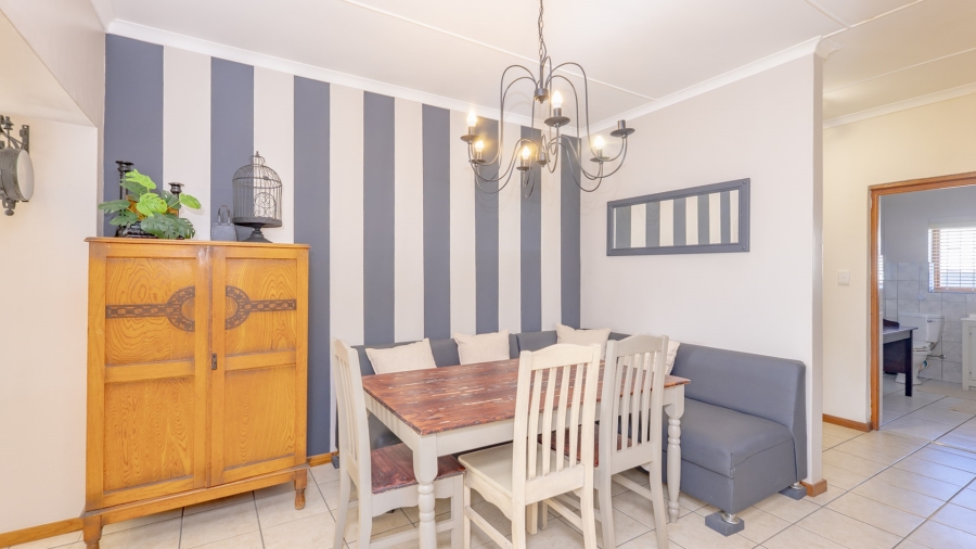 4 Bedroom Property for Sale in Bredasdorp Western Cape